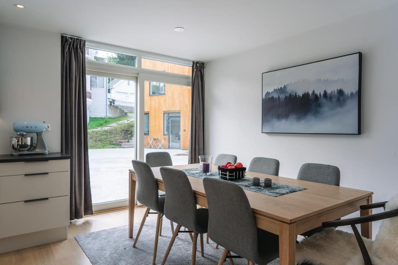 Modern Villas In Plush Town Тромсе Екстер'єр фото