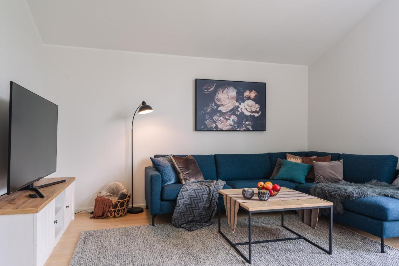 Modern Villas In Plush Town Тромсе Екстер'єр фото