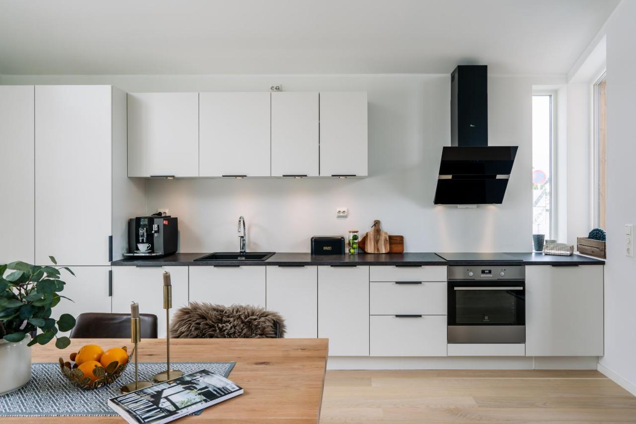 Modern Villas In Plush Town Тромсе Екстер'єр фото